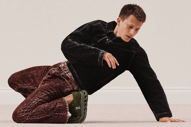 LOEWE x On から最新コラボシューズとしてクラウドティルトが登場