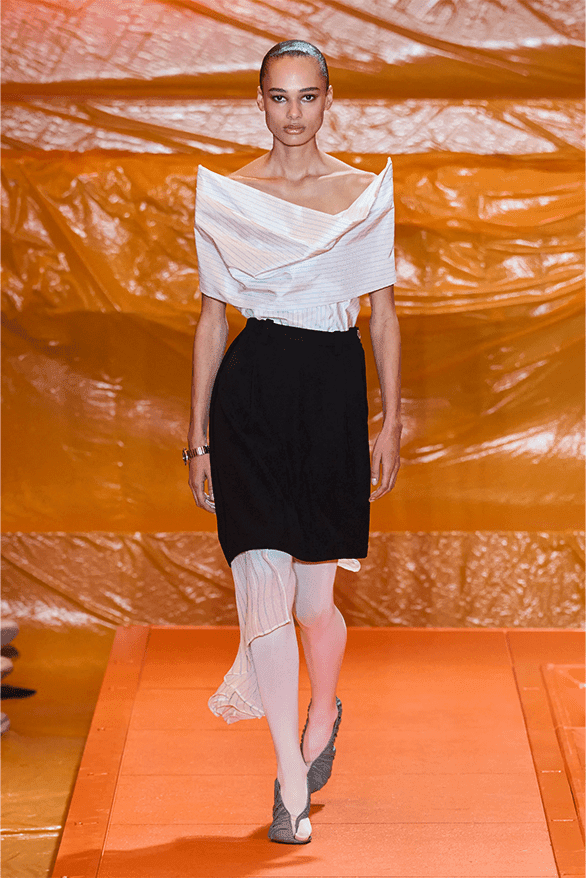 ルイヴィトン 2024年春夏ウィメンズコレクション Louis Vuitton Spring Summer 2024 Paris Fashion Week womenswear runway Nicolas Ghesquière