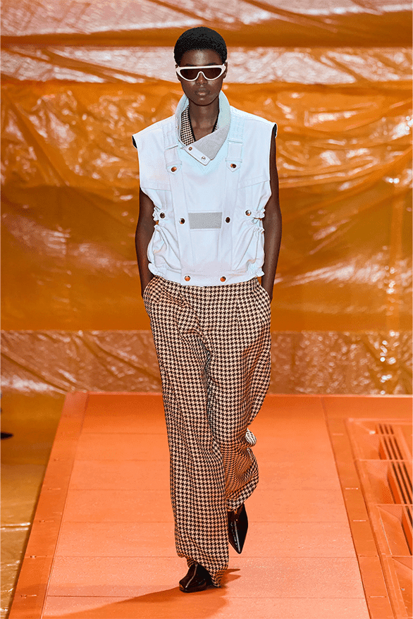 ルイヴィトン 2024年春夏ウィメンズコレクション Louis Vuitton Spring Summer 2024 Paris Fashion Week womenswear runway Nicolas Ghesquière