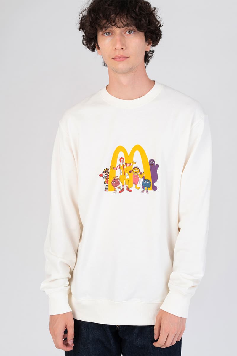 グラフィックライフストア グラニフからマクドナルドとのコラボコレクションが発売 McDonald's Partners With Japanese-Based Brand graniph For Merch Collaboration im lovin it egg mcmuffin paper bag golden arches reusable totes hamburgers nuggets crispy chicken 