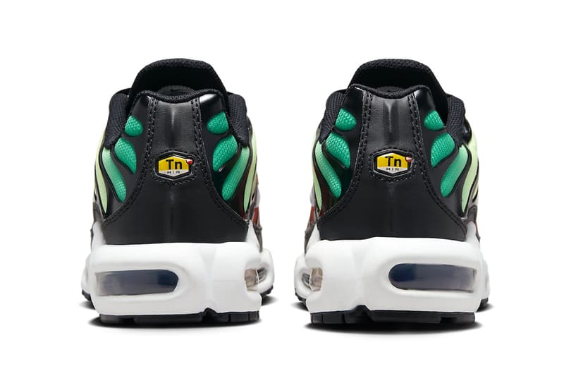 ナイキ エアマックス プラスから“虹”を連想させるカラーリングの新作が登場 Official Look at the Nike Air Max Plus "Rainbow" DZ3670-001 spring 2024 functional technical sneaker shoes swoosh