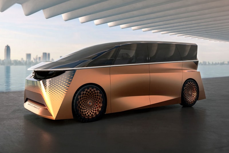 日産が EV コンセプトカーとして全自動運転型のプレミアムミニバンを発表