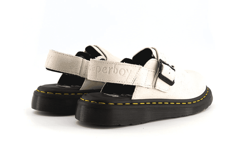 ペーパーボーイとドクターマーチンからコラボ Jorge II ミュールサンダルが登場 PaperBoy Paris Dr Martens Mule Collaboration footwear beams