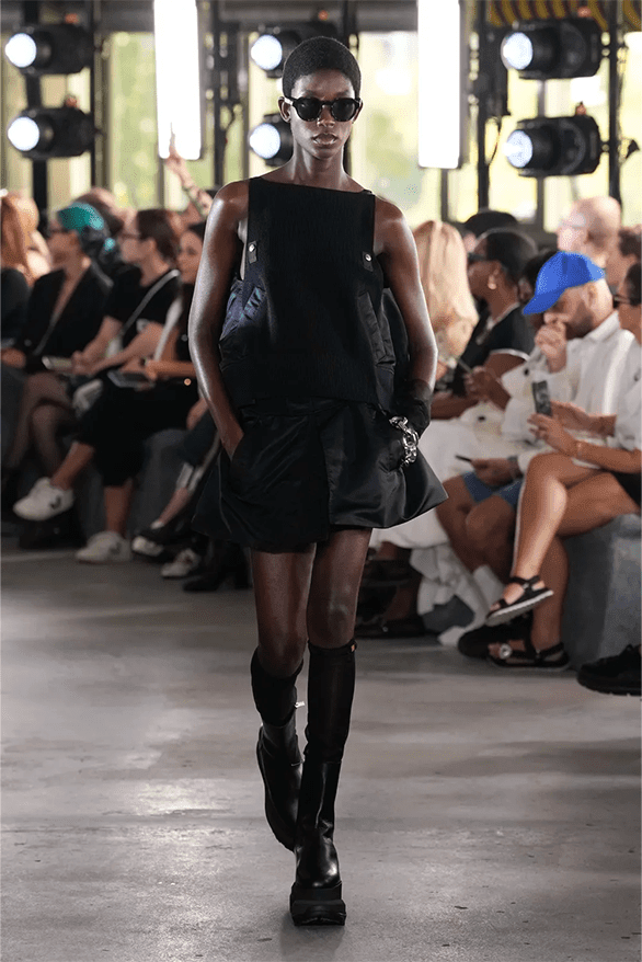 サカイ 2024年春夏コレクション sacai Spring Summer 2024 Paris Fashion Week womenswear menswear runway chitose Abe