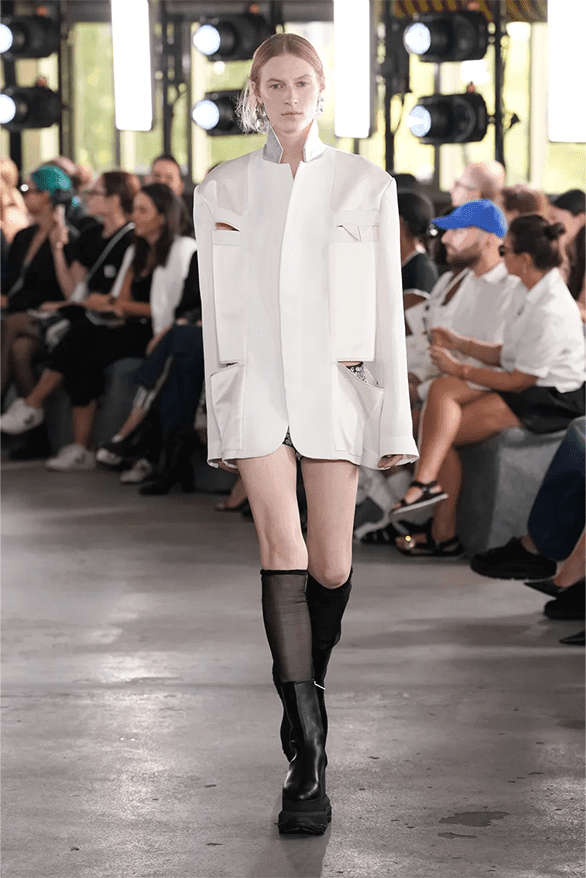 サカイ 2024年春夏コレクション sacai Spring Summer 2024 Paris Fashion Week womenswear menswear runway chitose Abe