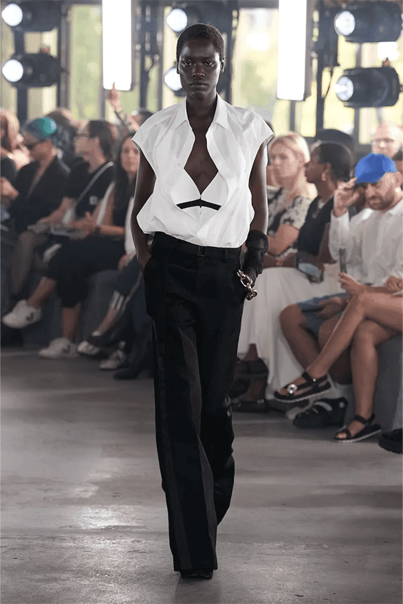 サカイ 2024年春夏コレクション sacai Spring Summer 2024 Paris Fashion Week womenswear menswear runway chitose Abe
