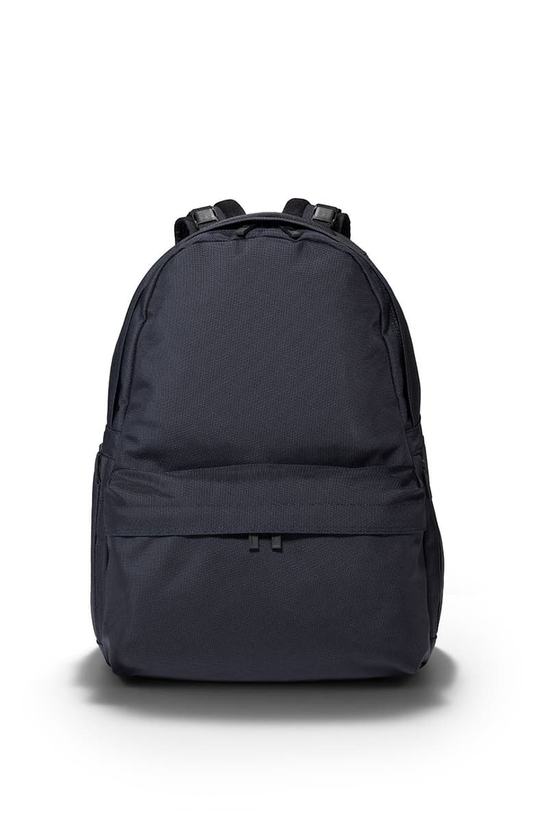 日本のバッグブランド モノリスが“宇宙の黒”を纏った人気バックパック2型を発売 monolith new colorway backpack release info