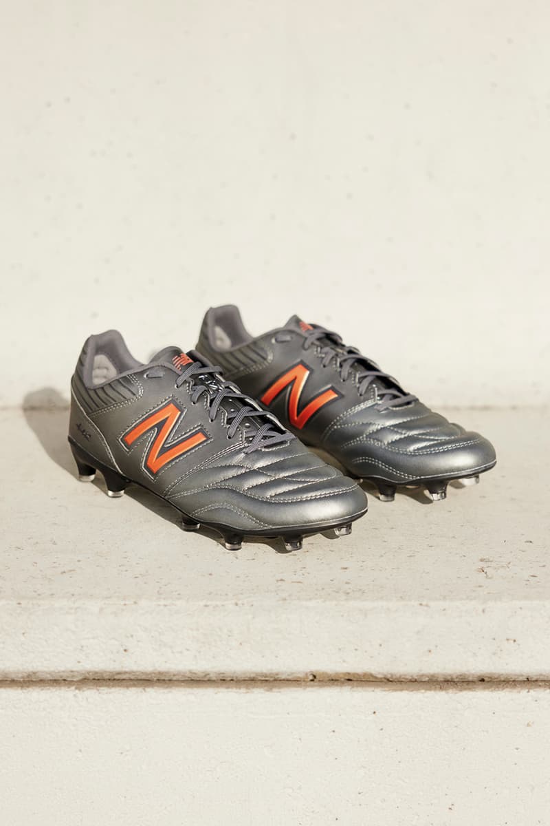 話題のニューバランスのサッカースパイクに未来的なデザインの新色が登場 new balance furon v7 tekela v4 football boots chelsea bukayo saka tim weah raheem sterling technical laceless