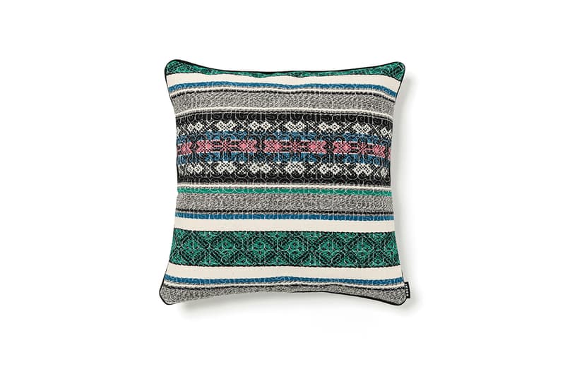 サカイから2023年のホリデーコレクションが到着 sacai 2023 HOLIDAY Collection release info