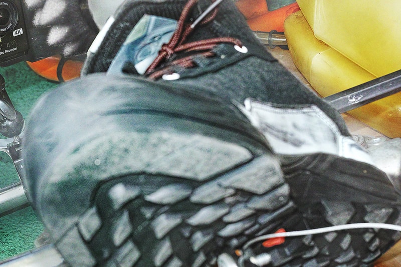 サロモンがイタリア発のストリートブランド ジーアールテンケーとの最新コラボモ デルを発売 Salomon Fuses Function and Tech With X-ALP for GR10K Footwear