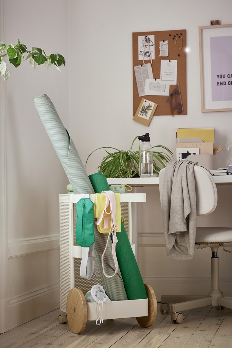 イケアから初となるスポーツコレクション ダルジエンが登場 IKEA Launches First-Ever Sports Collection DALJIEN sports equipment weights multiuse training and storage bench, bamboo step board, 6lb weight set, portable waterproof Bluetooth speaker, compact air purifier, and more. swedish home furniture