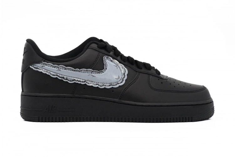 DSMNY の10周年を記念した KAWS x Sky High Farm Workwear のカスタム Nike Air Force 1 が登場