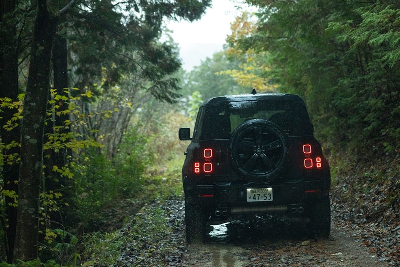 DEFENDER V8 モデルは熊の皮を被ったインテリな狼だ　Landrover testdrive