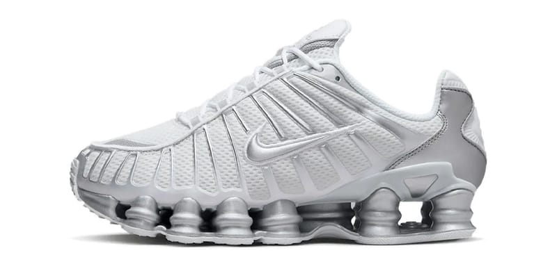 Nike Shox tlシルバー 限定品即完売モデル ショックス プレ値
