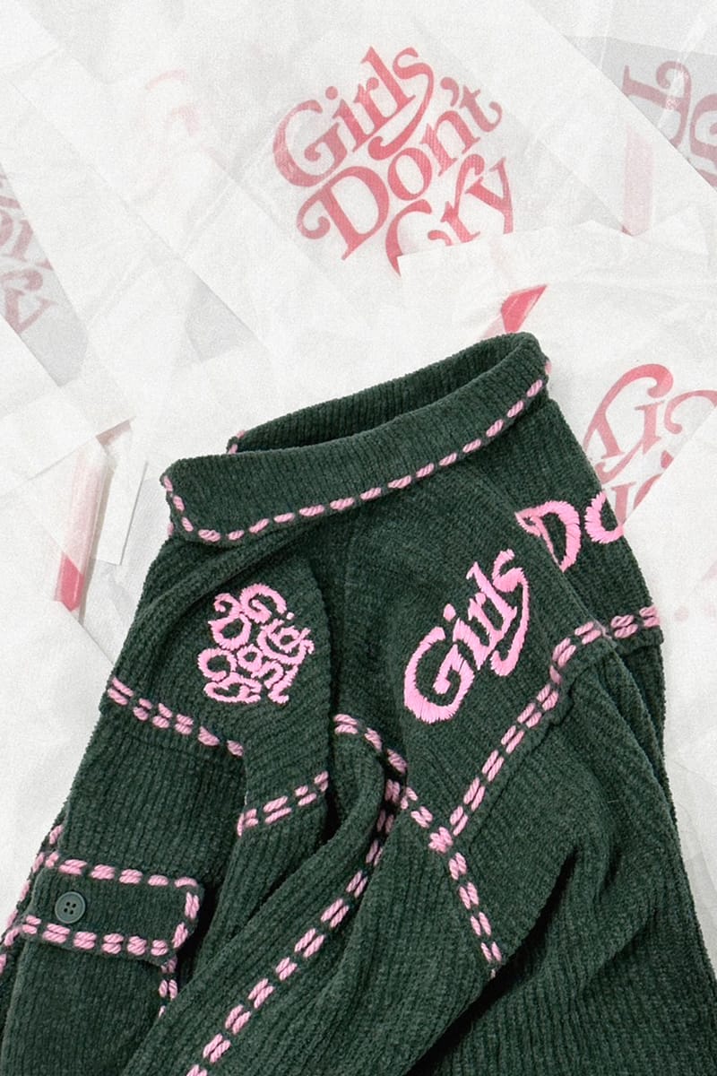 Girls Dont Cry ガールズドントクライ 韓国POP UP限定 Logo LS フルロゴプリントロンT 青 Size【L】 【新古品・未使用品】 POP ART TOWN「Girls Don\u0027t cry」Trailer