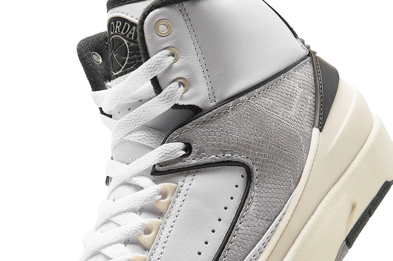 エアジョーダン 2から名作 エアパイソンにオマージュを捧げた新作が登場 Official Look At the Air Jordan 2 "Python" DR8884-102 jordan brand michael jordan high tops