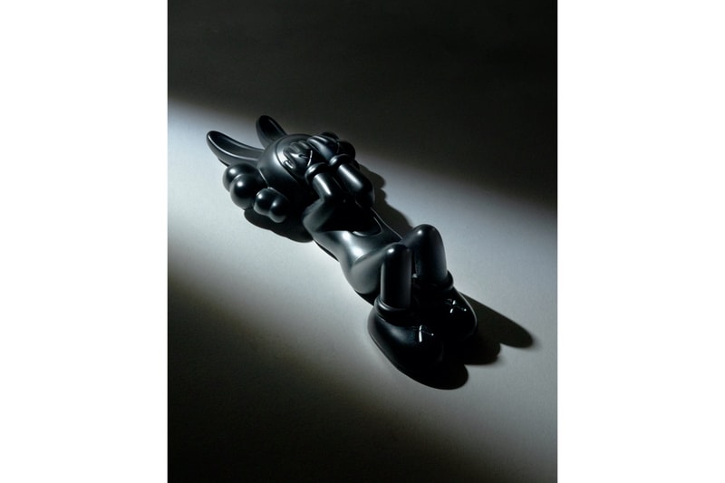 カウズとオールライツリザーブドがブロンズ製のアコンプリスを発売 AllRightsReserved KAWS Bronze Edition CALM NIGHT Release Info Date Buy Price KAWS:HOLIDAY Indonesia