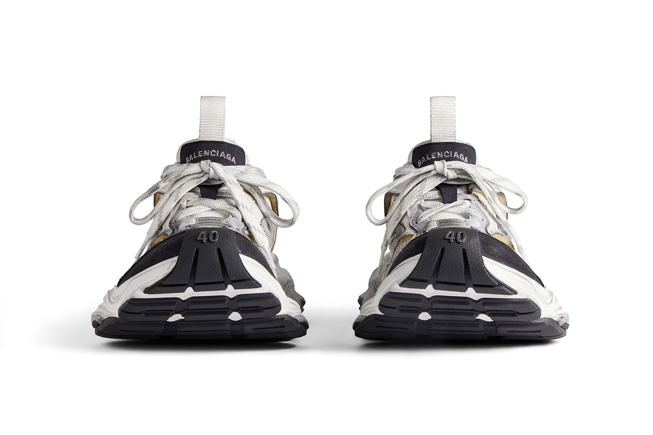 バレンシアガから2024年の新作 カーゴスニーカーが到着  Balenciaga Releases New Cargo Sneaker Footwear release info