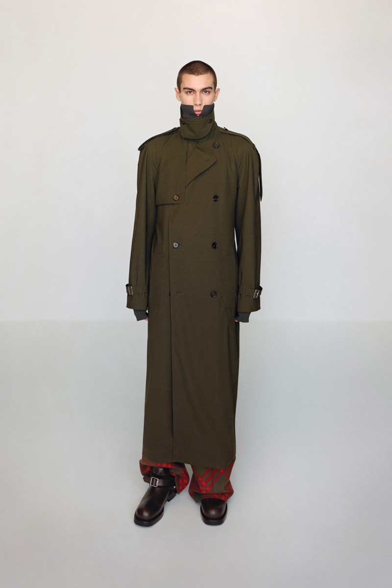 バーバリー 2024年プレフォールコレクション Burberry Pre-Fall 2024 Collection Lookbook Images Daniel Lee