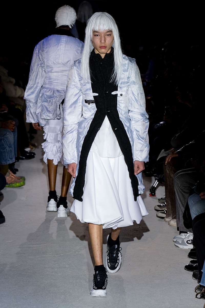 コム デ ギャルソン・オム プリュス 2024年秋冬コレクション COMME des GARÇONS HOMME PLUS Fall Winter 2024 Paris Fashion Week menswear runway show Rei Kawakubo