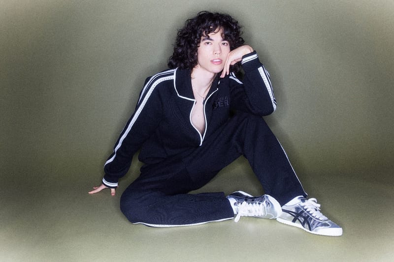 コナン・グレイが Onitsuka Tiger のブランドアンバサダーに就任