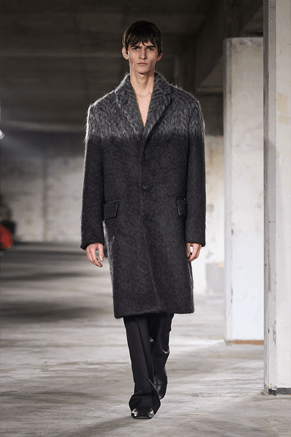 ドリス・ヴァン・ノッテン 2024年秋冬コレクション Dries Van Noten Fall Winter 2024 Paris Fashion Week menswear  runway show