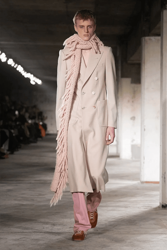 ドリス・ヴァン・ノッテン 2024年秋冬コレクション Dries Van Noten Fall Winter 2024 Paris Fashion Week menswear  runway show