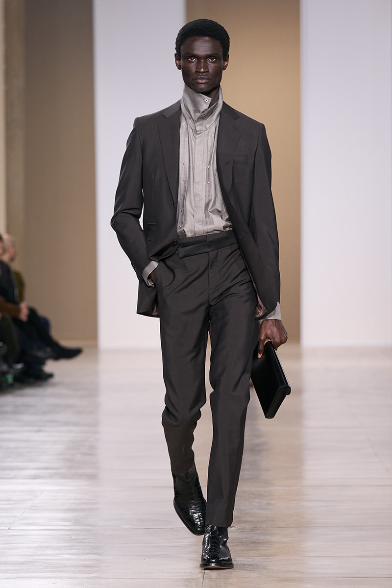 エルメス 2024年冬メンズコレクション Hermes Fall Winter 2024 Paris Fashion Week menswear runway show Véronique Nichanian quiet luxury french birkin kelly