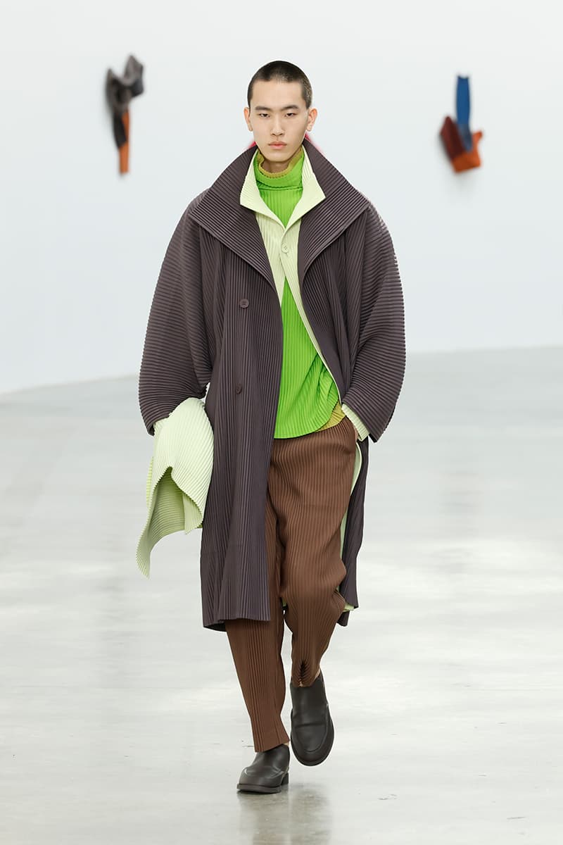 オム プリッセ イッセイ ミヤケ  2024年秋冬コレクション Issey Miyake Fall Winter 2024 Paris Fashion Week menswear Satoshi Kondo runway show Issey Miyake Continues To Find the Beauty in Movement for FW24 homme plisse