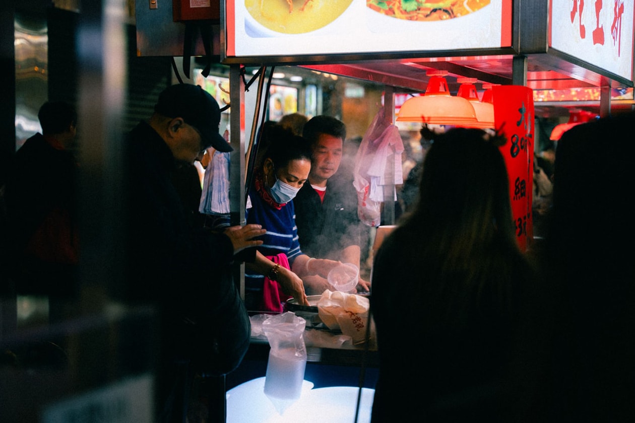 香港の歴史とモダンが融合した魅惑の西九龍を散策 EXPLORE WEST KOWLOON, A CAPTIVATING BLEND OF HISTORIC AND MODERN ASPECTS OF HONG KONG. ENJOY A DIFFERENT PACE OF THE CITY THAT IS RICH IN CULTURE.