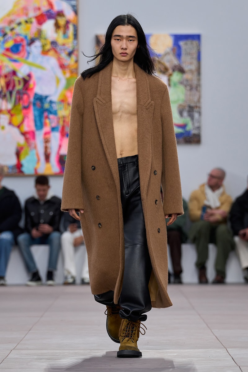 ロエベ 2024年秋冬メンズコレクション LOEWE Fall Winter 2024 Paris Fashion Week menswear Jonathan Anderson runway show loewe