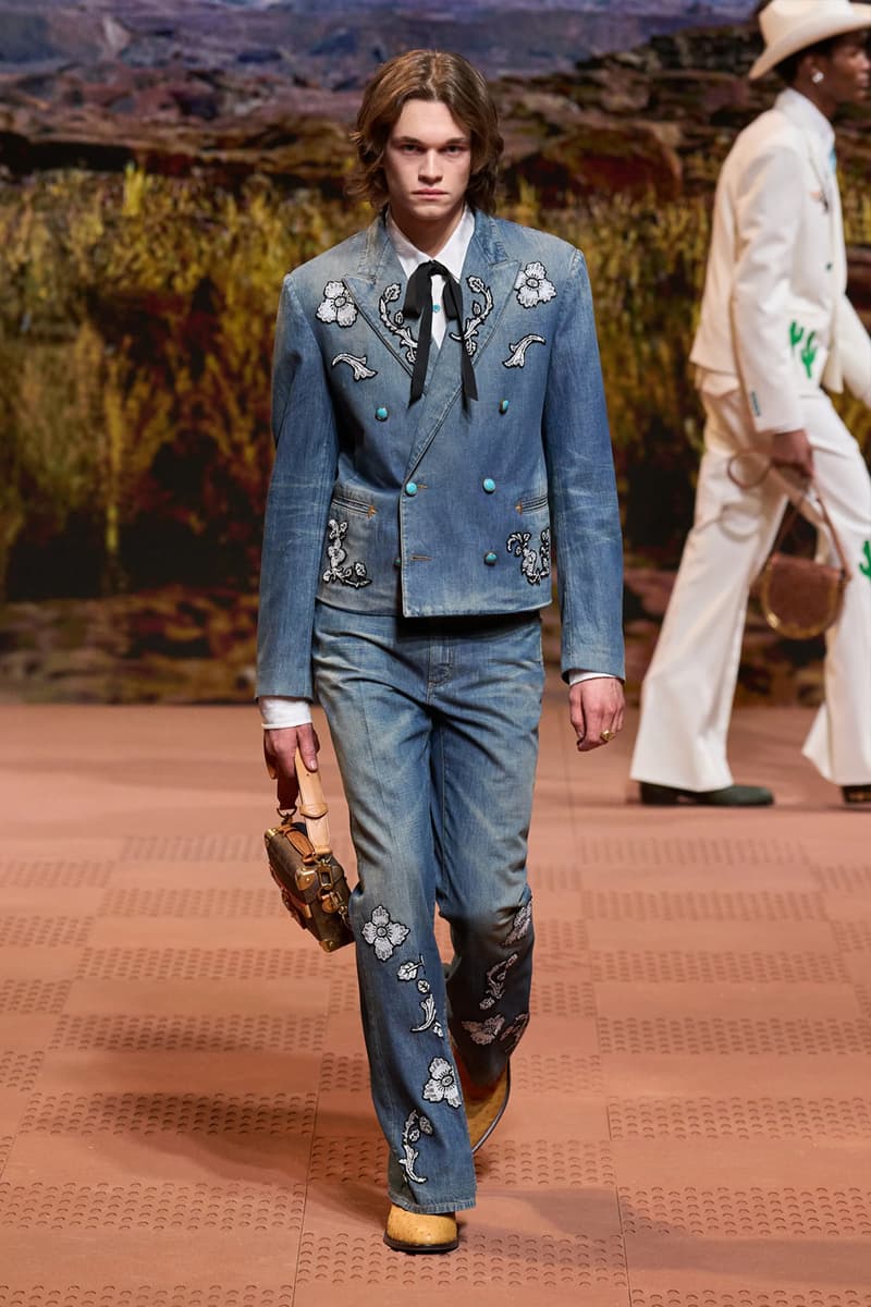 ルイ・ヴィトン 2024年秋冬メンズコレクション Louis Vuitton Fall Winter 2024 Paris Fashion Week menswear Pharrell Williams runway show harmonica cowboy western motifs timbaland boots swae lee sioux mumford and sons miley cyrus new song