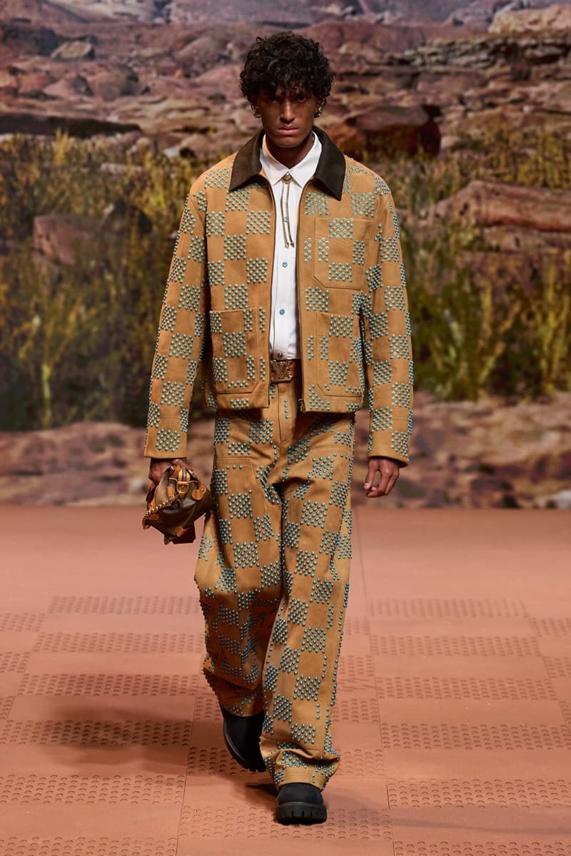 ルイ・ヴィトン 2024年秋冬メンズコレクション Louis Vuitton Fall Winter 2024 Paris Fashion Week menswear Pharrell Williams runway show harmonica cowboy western motifs timbaland boots swae lee sioux mumford and sons miley cyrus new song