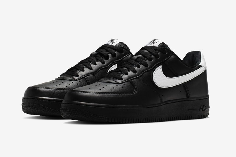 Nike Air force 1 Low からシンプルなカラーリングの “Black and White” が再登場