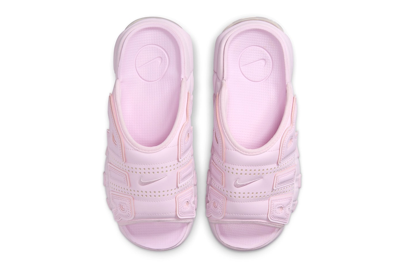 ナイキから桜の花びらを彷彿とさせるエアモアアップテンポスライド “ピンクフォーム”が登場 Nike Air More Uptempo Slide Arrives in "Pink" FJ2597-600 sandals ambushretro mx calm slides 
