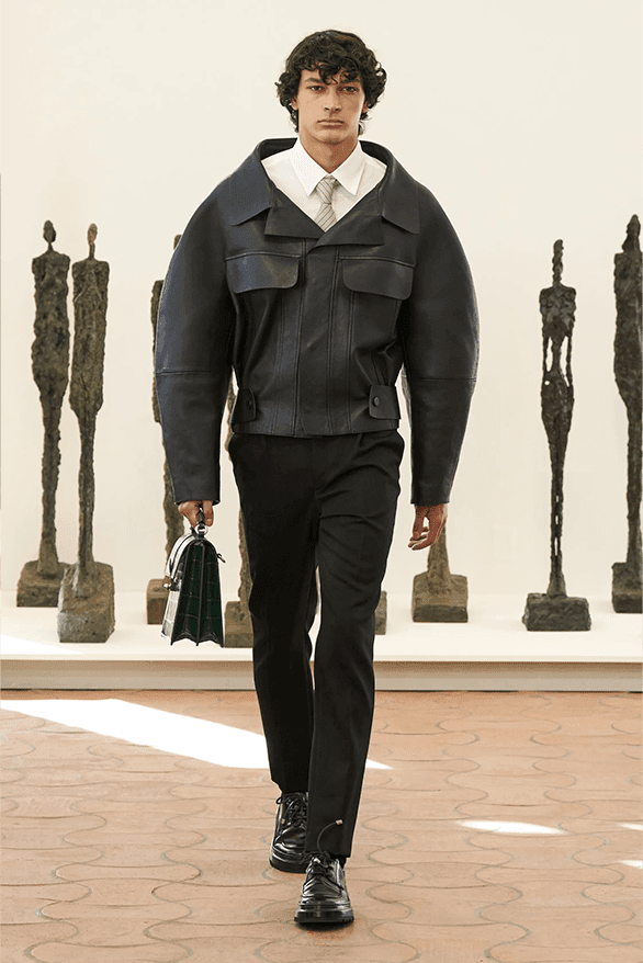 ジャックムス 2024年春夏コレクション “レススカルプチャーズ” Jacquemus Spring Summer 2024 Runway Show Simon Porte Jacquemus menswear womenswear