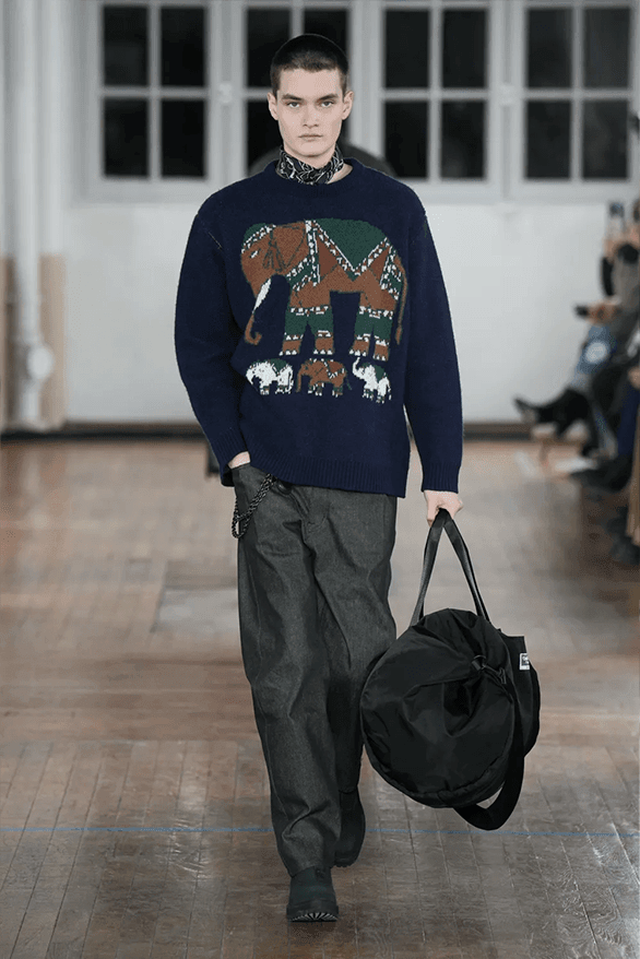 ホワイトマウンテニアリング 2024年秋冬コレクション White Mountaineering Fall Winter 2024 Paris Fashion Week menswear runway show Yosuke Aizawa