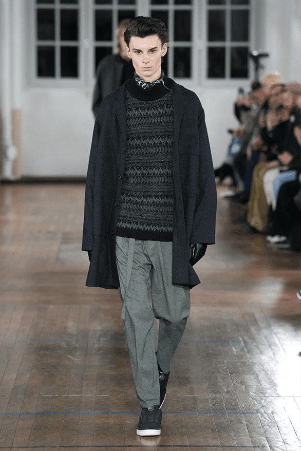 ホワイトマウンテニアリング 2024年秋冬コレクション White Mountaineering Fall Winter 2024 Paris Fashion Week menswear runway show Yosuke Aizawa