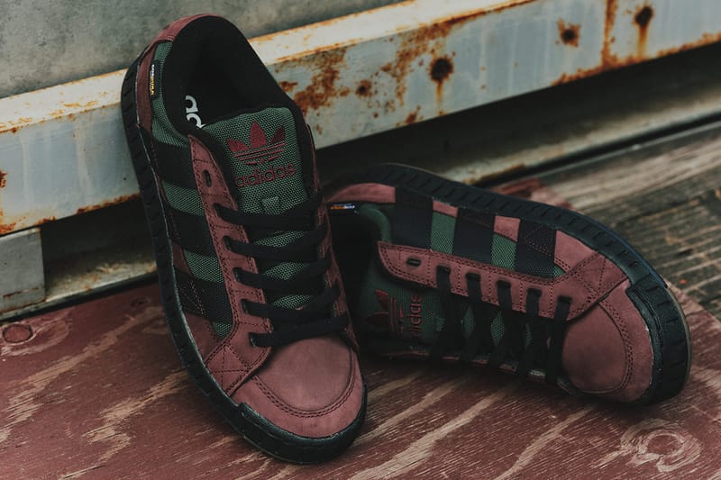 adidas Originals LAWSUIT に atmos 別注カラー “Beef & Broccoli” が登場