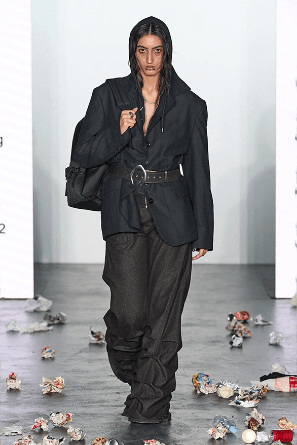 エーヴィエーヴィエーヴィ 2024年秋冬コレクション AVAVAV Fall Winter 2024 Milan Fashion Week runway show Beate Karlsson menswear womenswear streetwear