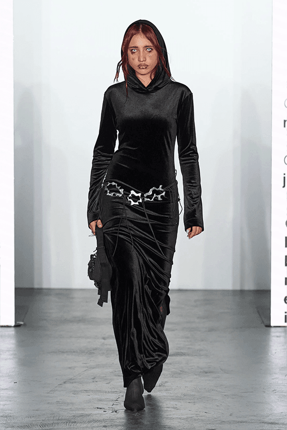 エーヴィエーヴィエーヴィ 2024年秋冬コレクション AVAVAV Fall Winter 2024 Milan Fashion Week runway show Beate Karlsson menswear womenswear streetwear