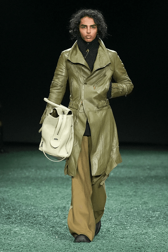 バーバリー 2024年秋冬コレクション Burberry Fall Winter 2024 London Fashion Week runway show daniel lee menswear womenswear victoria park england