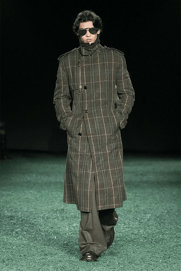 バーバリー 2024年秋冬コレクション Burberry Fall Winter 2024 London Fashion Week runway show daniel lee menswear womenswear victoria park england