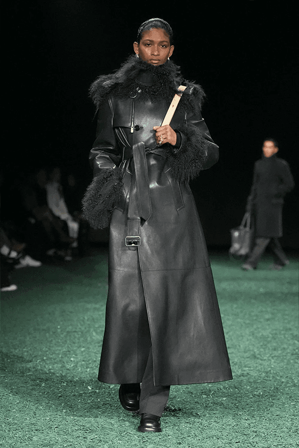 バーバリー 2024年秋冬コレクション Burberry Fall Winter 2024 London Fashion Week runway show daniel lee menswear womenswear victoria park england