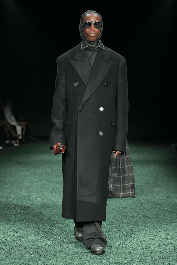 バーバリー 2024年秋冬コレクション Burberry Fall Winter 2024 London Fashion Week runway show daniel lee menswear womenswear victoria park england