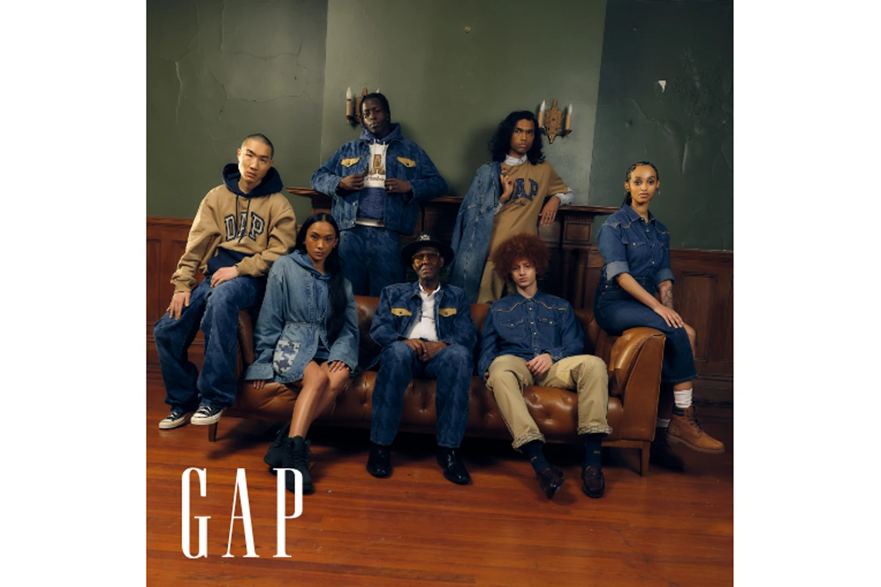 ギャップがダッパーダンとコラボした2024年スプリングコレクションを発表 Dapper Dan and GAP Reunite for Biggest "DAP GAP" Collection Yet