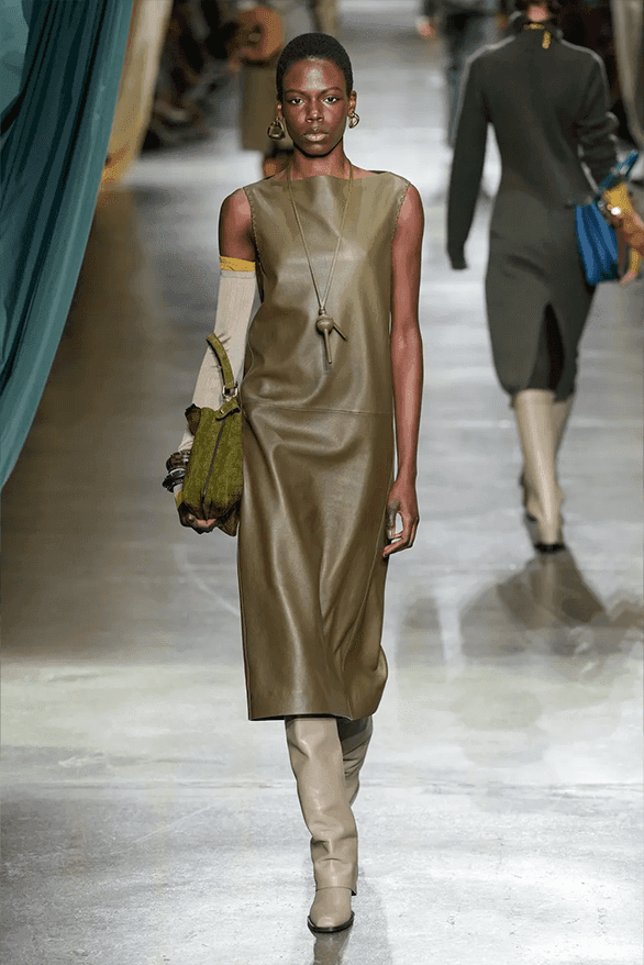 フェンディ2024年秋冬ウィメンズコレクション FENDI Fall Winter 2024 Milan Fashion Week womenswear Kim jones runway show
