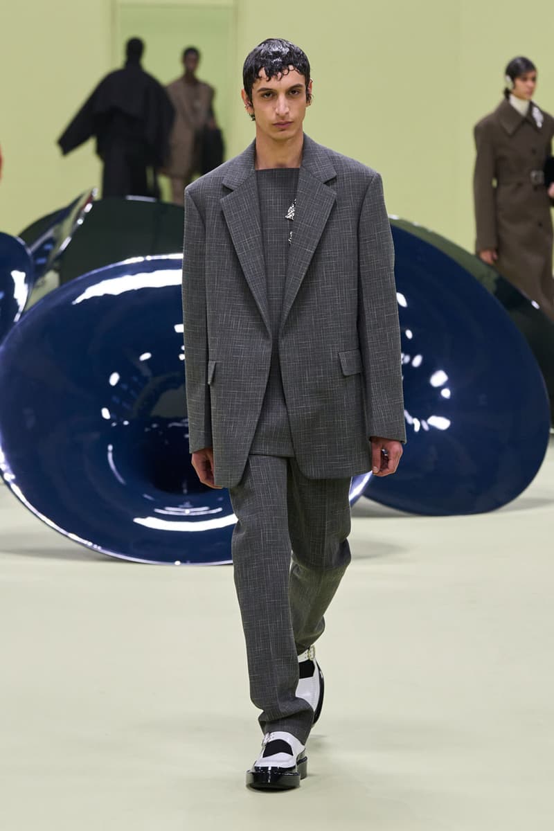 ジル サンダー 2024年秋冬コレクション Jil Sander FW24 Looks at Life in Color and Comfort fw24 collection milan fashion week italy runway fall winter 2024 ready to wear luke lucy meiers green mk.gee