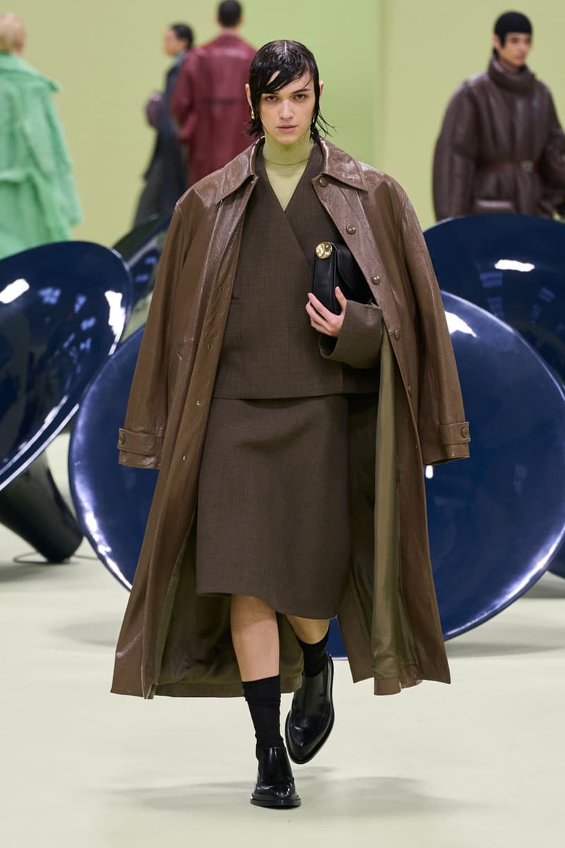 ジル サンダー 2024年秋冬コレクション Jil Sander FW24 Looks at Life in Color and Comfort fw24 collection milan fashion week italy runway fall winter 2024 ready to wear luke lucy meiers green mk.gee