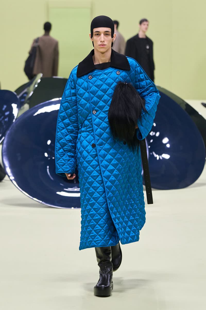 ジル サンダー 2024年秋冬コレクション Jil Sander FW24 Looks at Life in Color and Comfort fw24 collection milan fashion week italy runway fall winter 2024 ready to wear luke lucy meiers green mk.gee